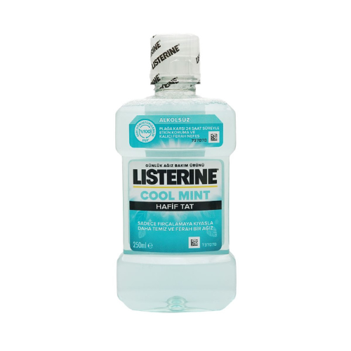 Johnson - Listerine Mouthwash 'Cool Mint ' 250ml 4965